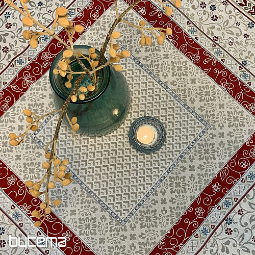 Nappe et châle tapisserie FLEURS DANS UN CADRE