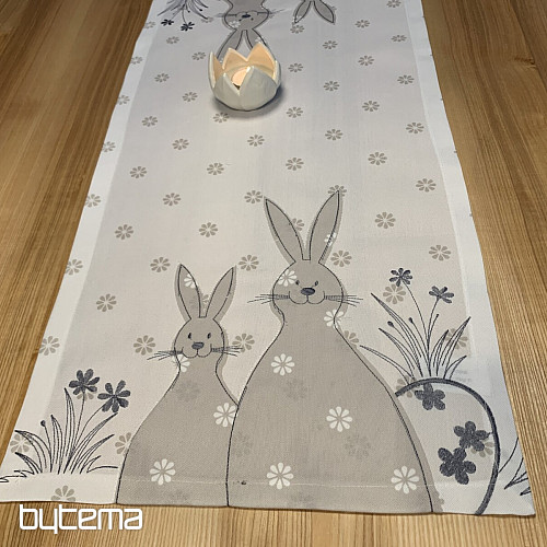 Nappes et foulards brodés LIEVRE blanc