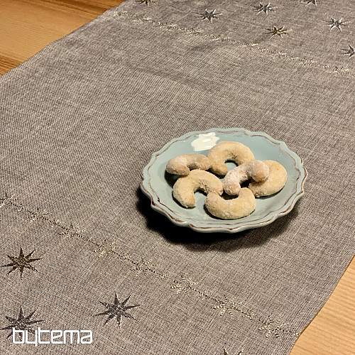 Nappe de Noël brodée gris-beige étoiles