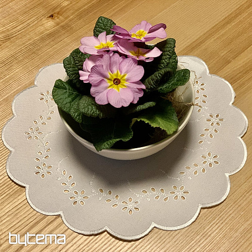 Nappe brodée et ovale FLEURS BRODÉES blanc