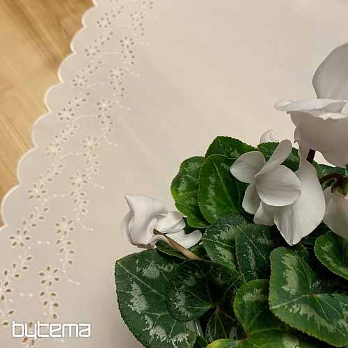 Nappe brodée et ovale FLEURS BRODÉES blanc