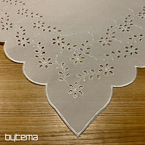 Nappe brodée et ovale FLEURS BRODÉES blanc