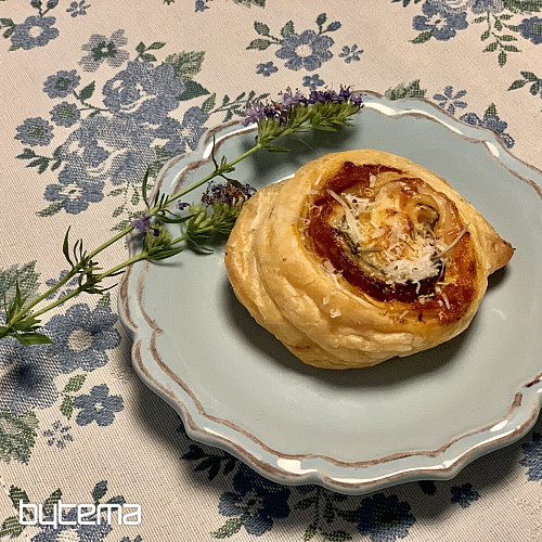 Nappe et châle TOSCANA VALERY fleur bleue