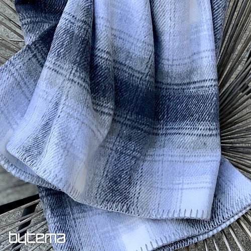 Couverture à carreaux gris blanc