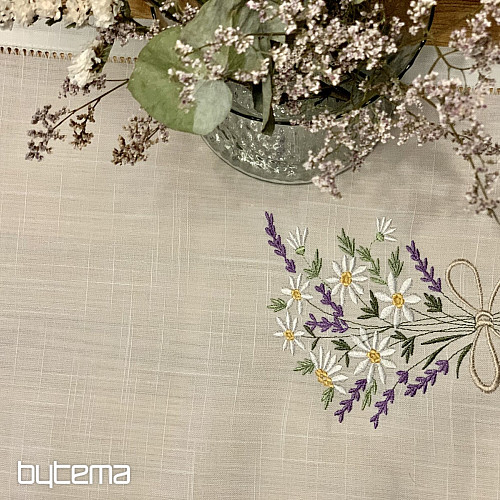 Nappe et châle brodés KYTICE KOPRETIN
