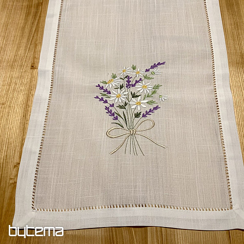 Nappe et châle brodés KYTICE KOPRETIN