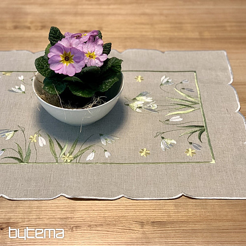 Nappe et écharpe brodées Blanche Neige