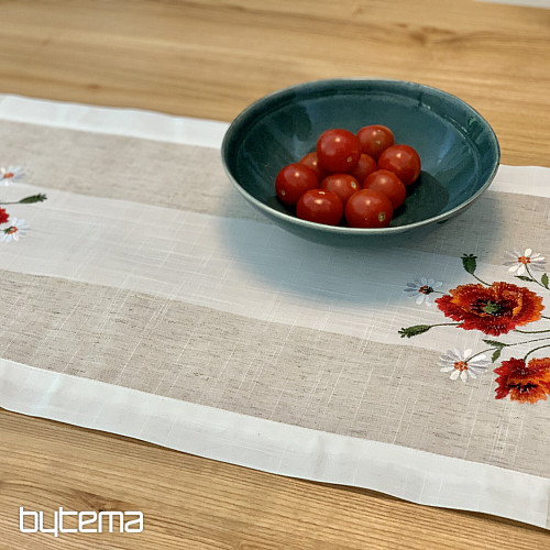 Nappe et écharpe brodées VLCÍ MAKA