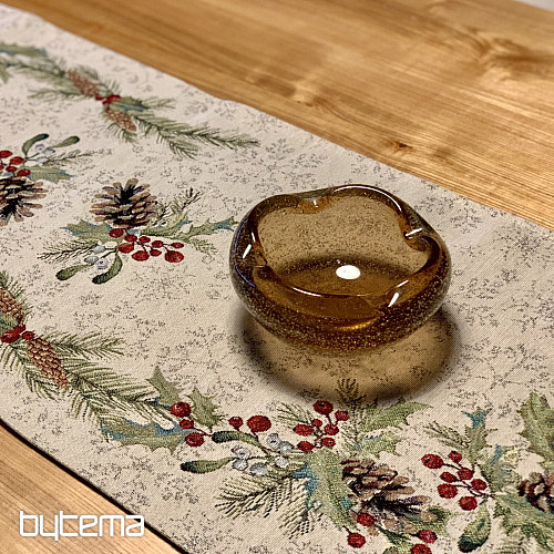 Nappe tapisserie, châle et dressage de table PIN et MISTLETTE