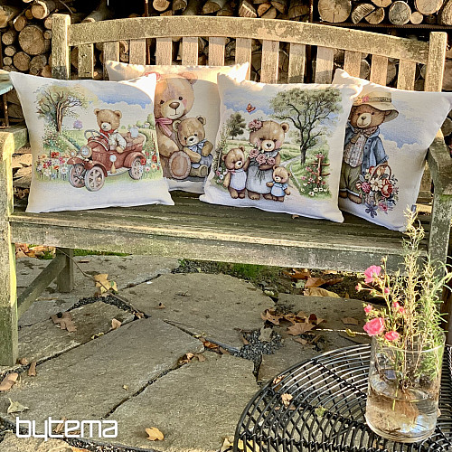 Housse de coussin tapisserie MISS BEAR