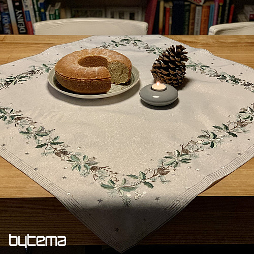 Nappe et écharpe de Noël brodées AIGUILLES ET CÔNES