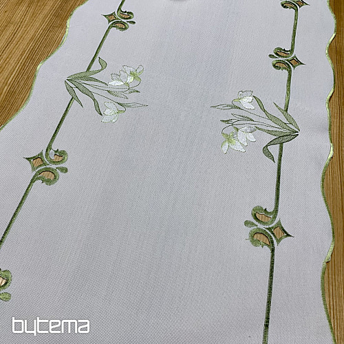 Nappe et écharpe brodées BLANCHE NEIGE