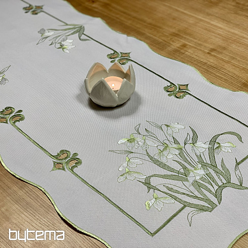Nappe et écharpe brodées BLANCHE NEIGE
