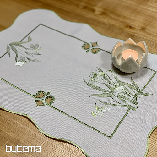 Nappe et écharpe brodées BLANCHE NEIGE