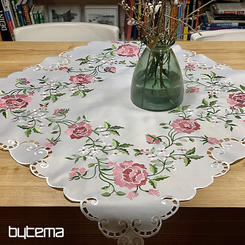 Nappe et foulard brodés ROSE