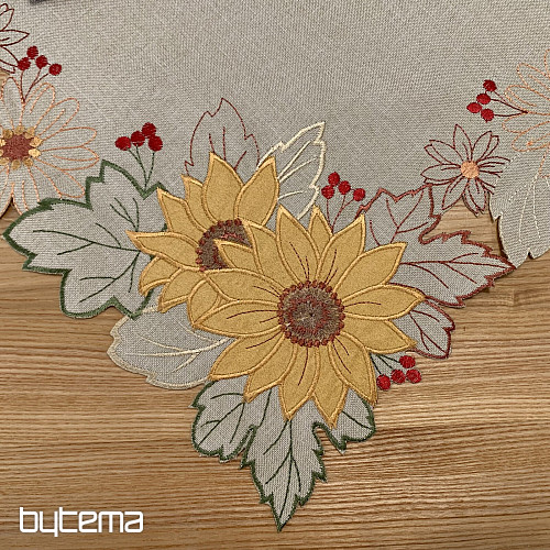 Nappe brodée TOURNESOL