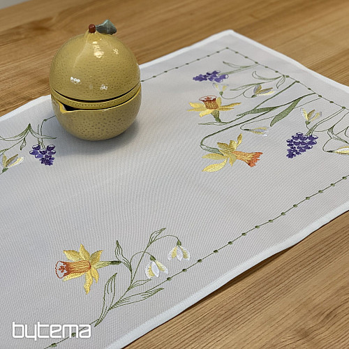 Nappe et foulard brodés NARCISSIS ET LA FILLE DES NEIGES