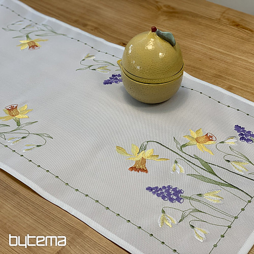 Nappe et foulard brodés NARCISSIS ET LA FILLE DES NEIGES