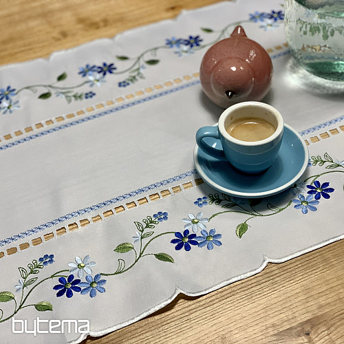 Nappe et foulard brodés FLEURS OUBLIÉES