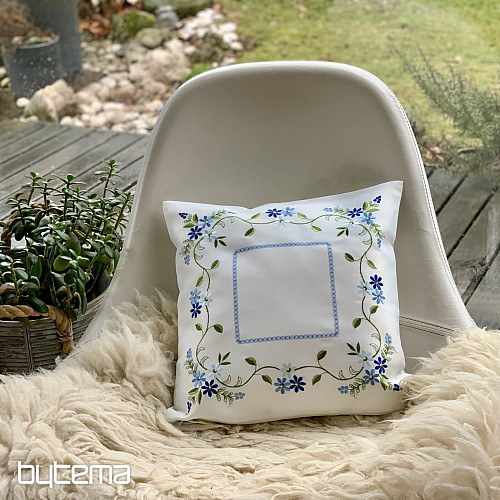 Couverture décorative brodée FLEUR OUBLIÉE