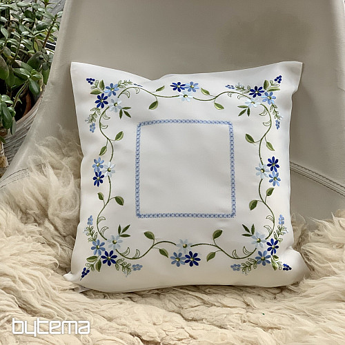 Couverture décorative brodée FLEUR OUBLIÉE