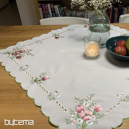 Nappe et foulard brodés BOUQUET DE TULIPES