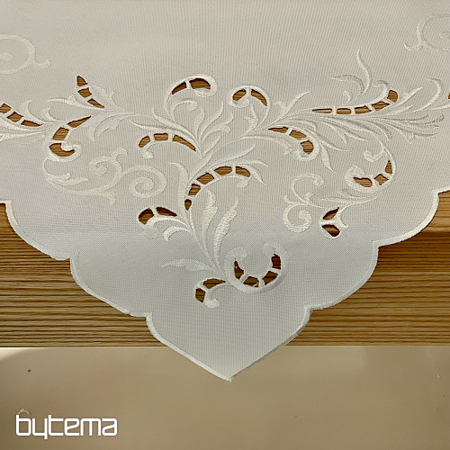 Nappe et foulard brodés WHITE DREAM