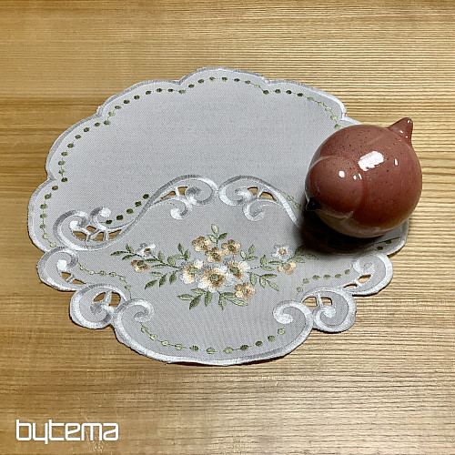 Nappe et foulard brodés de fleurs abricot