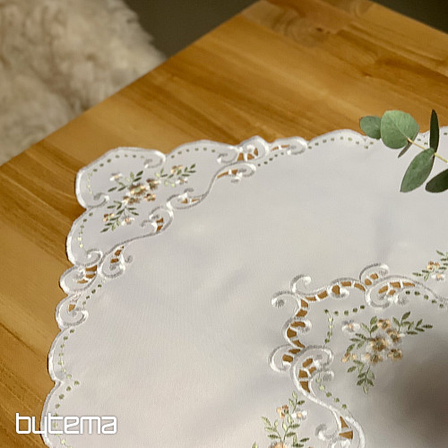 Nappe et foulard brodés de fleurs abricot