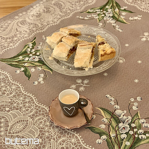 Nappe et châles tapisserie LOLVALINKA