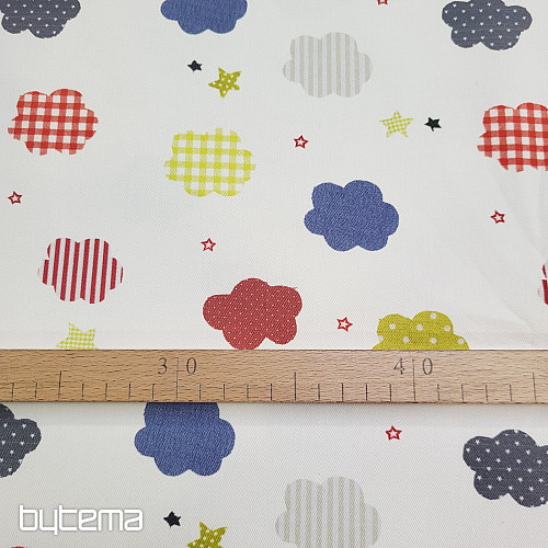 Tissu décoratif pour enfants NUAGES