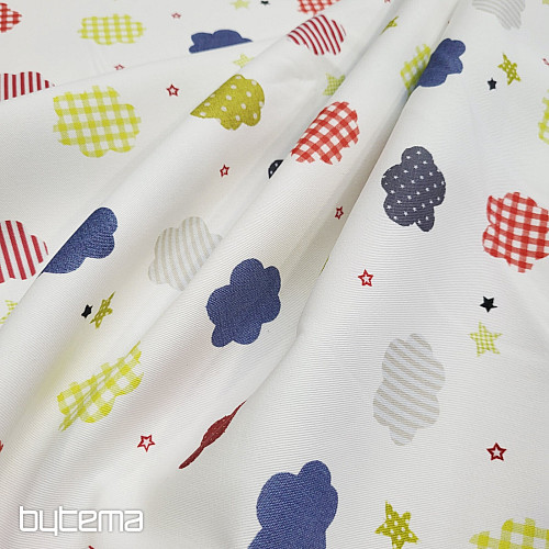 Tissu décoratif pour enfants NUAGES