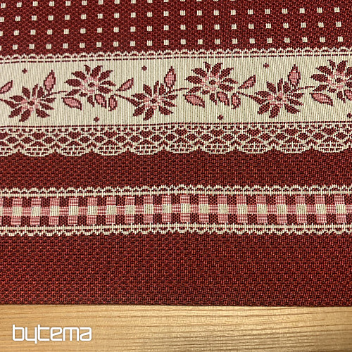 Nappe tapisserie et châle SELSKÁ JIZBA rouge