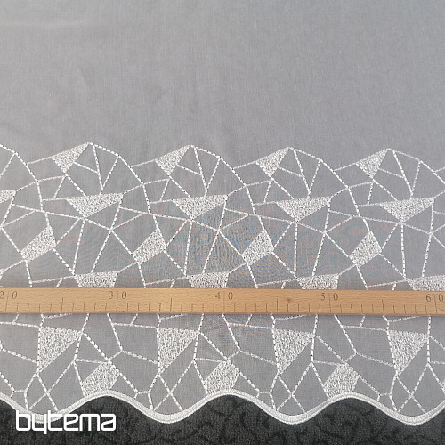 Rideau en voile avec broderie V302