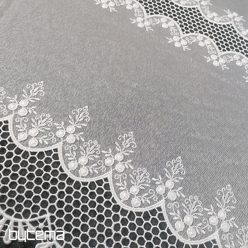 Rideau avec broderie V109